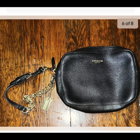 Coach camera bag wristlet with chain handle - Picture 6 of 8